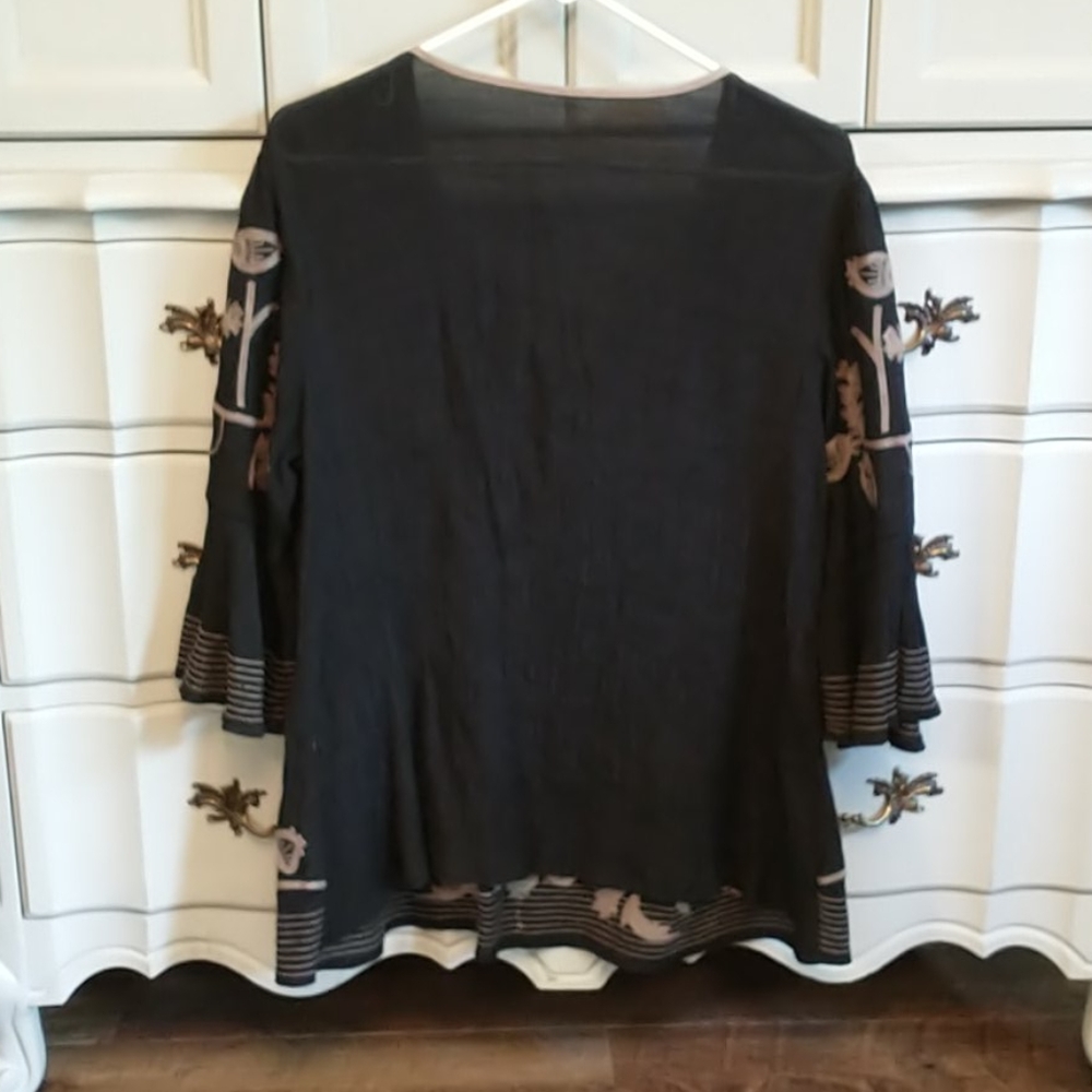 Tunic Top - Picture 2 of 4